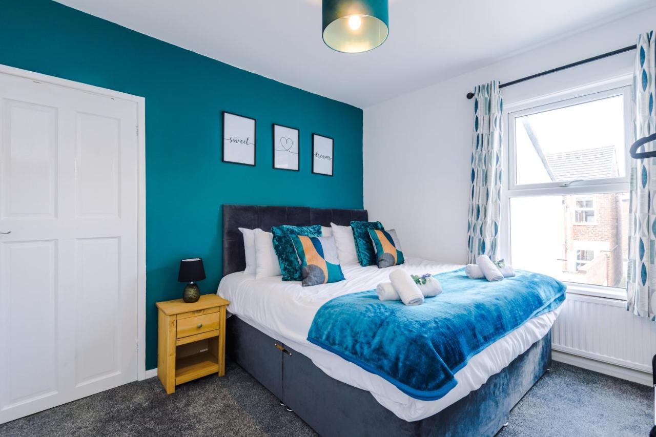 Spacious 2-Bed City-Centre Cottage In Chester By 53 Degrees Property - Ideal For Groups & Couples - Sleeps 6 Zewnętrze zdjęcie